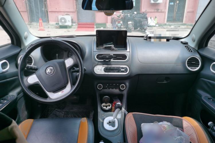 Used MG 3 2011 Xross 1.5L Luxury Edition Center Console