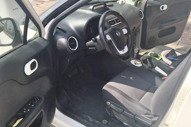 Used MG 3 2011 1.3L AMT Comfort Edition Driver Seat