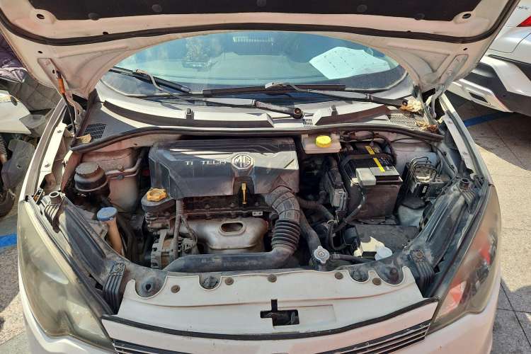 Used MG 3 2011 1.5L AMT Elite Edition Engine Bay