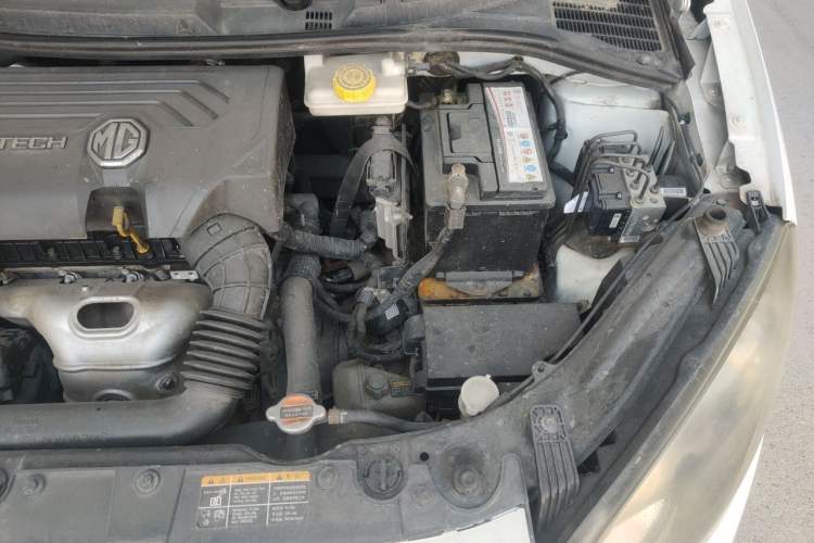 Used MG 3 2011 Xross 1.5L Luxury Edition Engine Bay Left