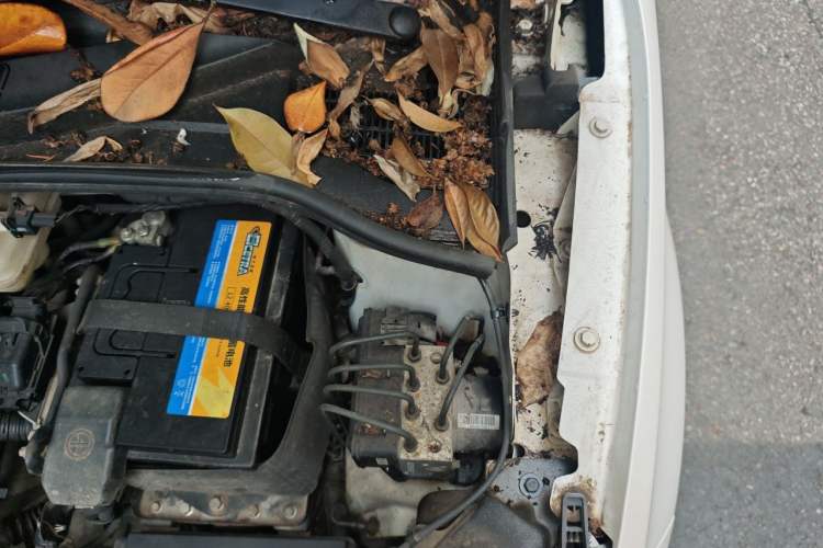 Used MG 3 2011 1.3L Manual Comfort Edition Engine Bay Left
