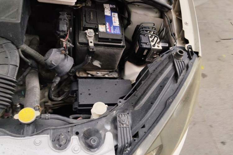 Used MG 3 2011 1.3L Manual Comfort Edition Engine Bay Left
