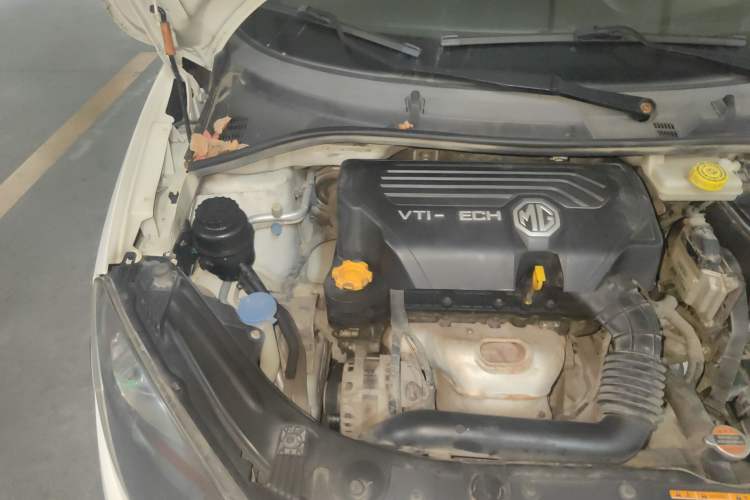 Used MG 3 2011 Xross 1.5L Luxury Edition Engine Bay Right