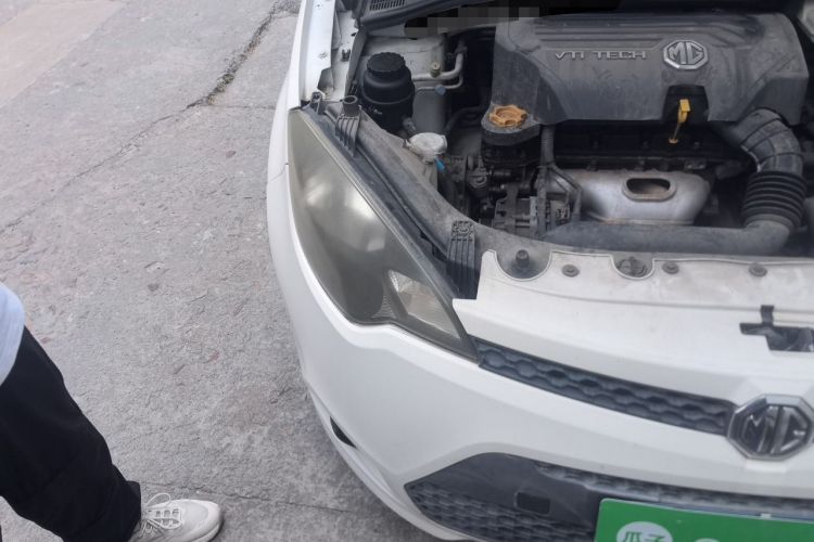 Used MG 3 2011 1.5L AMT Elite Edition Engine Bay Right