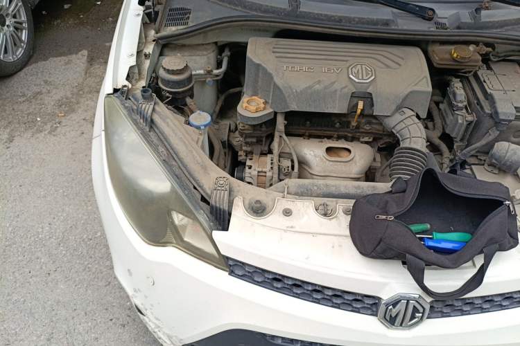 Used MG 3 2011 1.3L AMT Comfort Edition Engine Bay Right