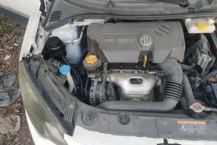 Used MG 3 2011 Xross 1.5L Luxury Edition Engine Bay Right