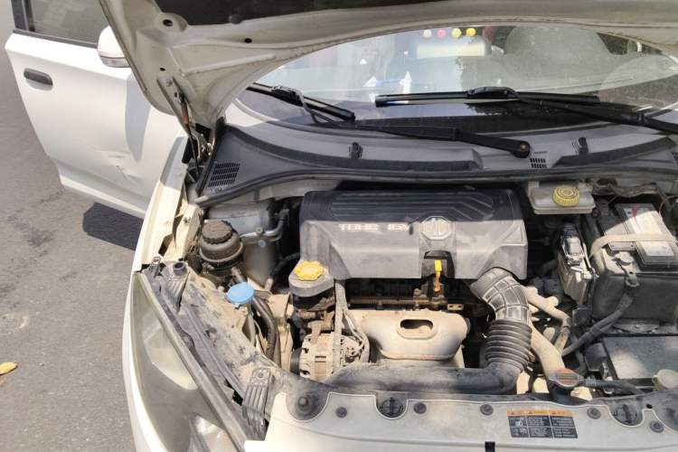 Used MG 3 2011 1.3L AMT Comfort Edition Engine Bay Right