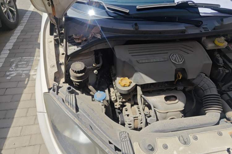 Used MG 3 2011 1.5L AMT Elite Edition Engine Bay Right