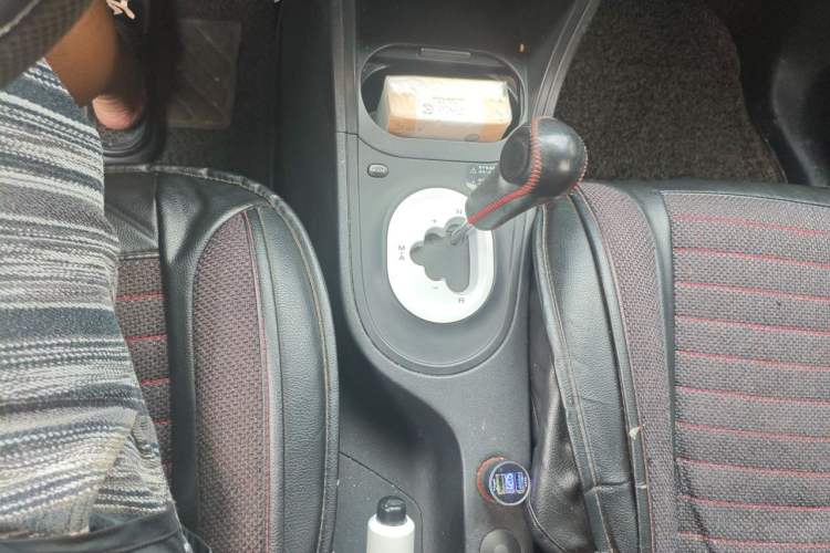 Used MG 3 2011 1.5L AMT Elite Edition Gear Lever