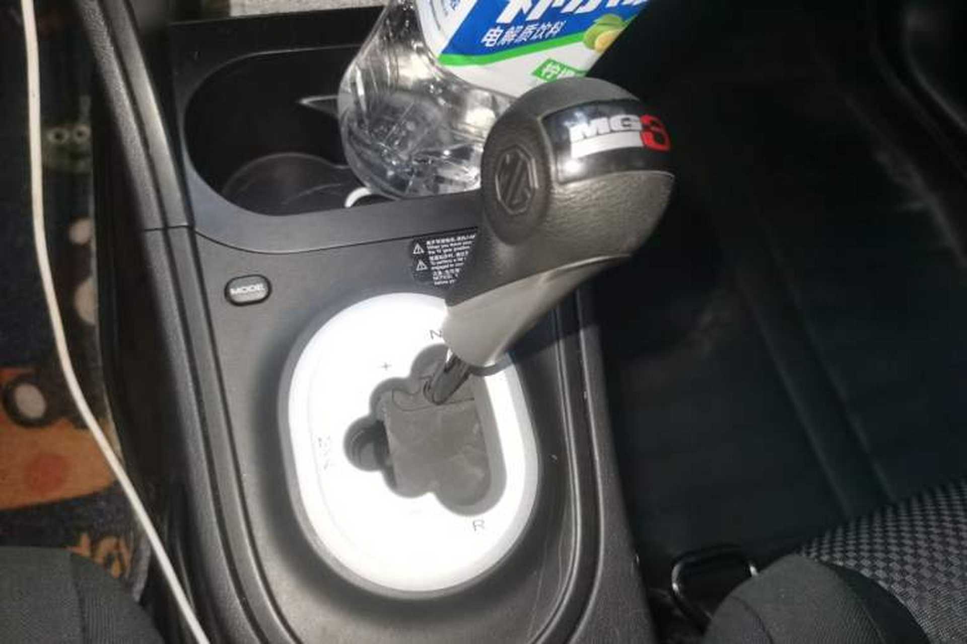 Used MG 3 2011 1.3L AMT Comfort Edition Gear Lever