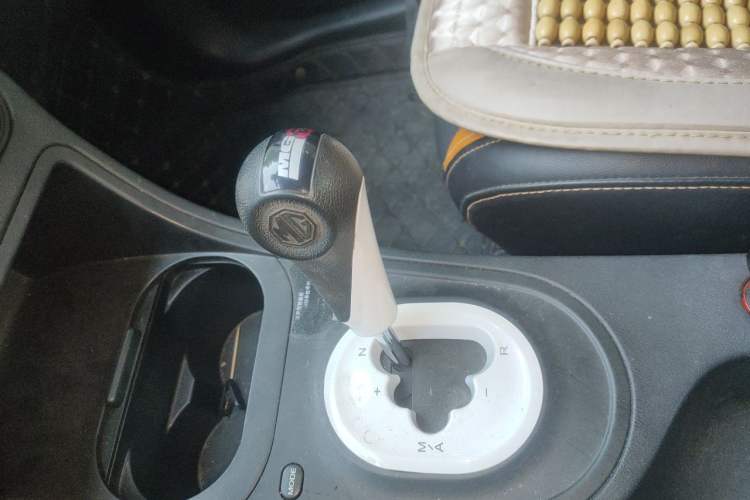 Used MG 3 2011 Xross 1.5L Luxury Edition Gear Lever