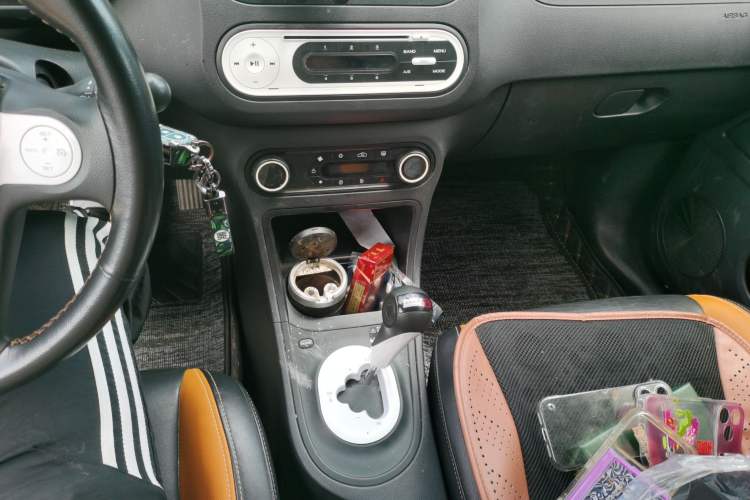 Used MG 3 2011 Xross 1.5L Luxury Edition Gear Lever