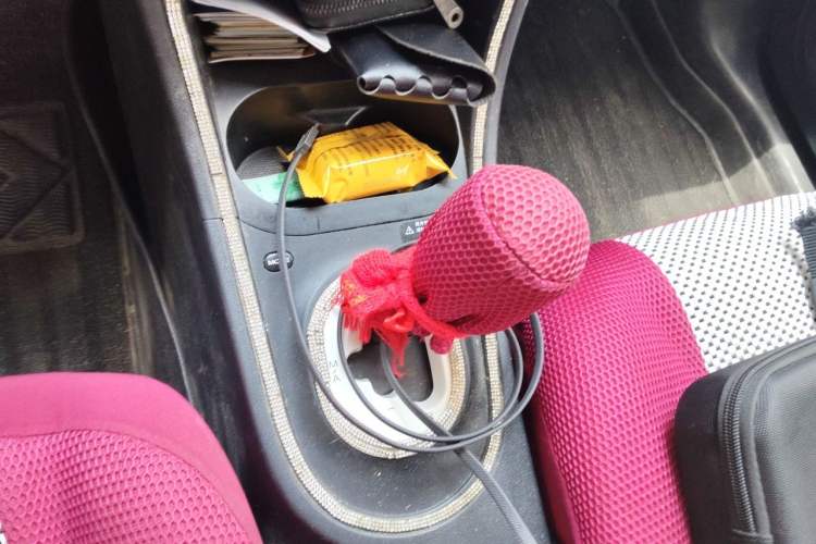 Used MG 3 2011 1.3L AMT Comfort Edition Gear Lever