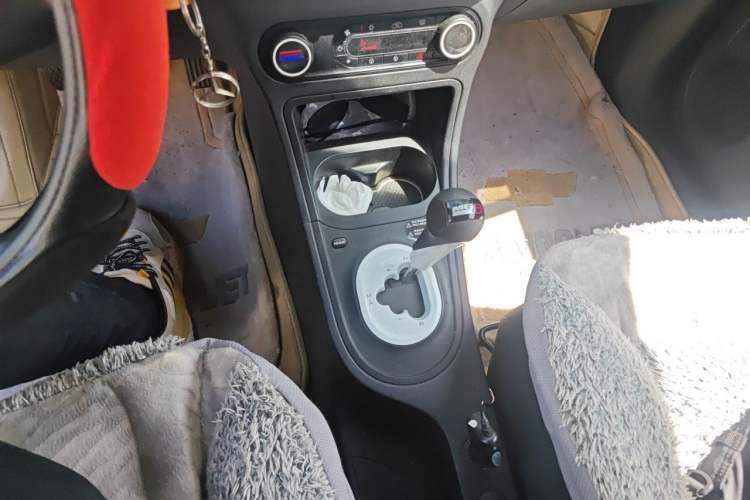 Used MG 3 2011 1.5L AMT Elite Edition Gear Lever