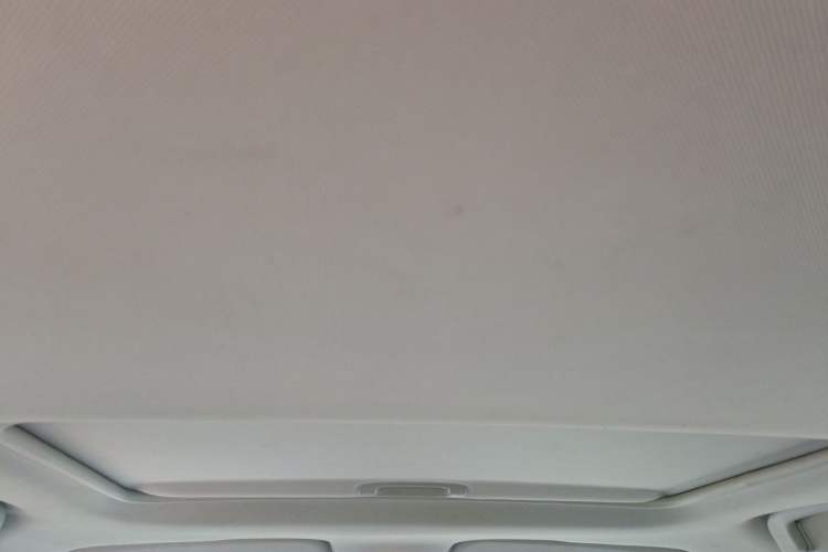 Used MG 3 2011 1.5L AMT Elite Edition Headliner