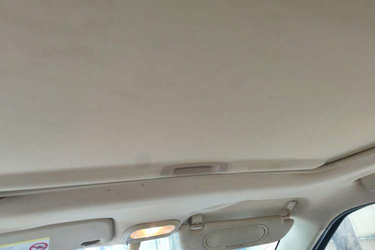 Used MG 3 2011 1.5L AMT Elite Edition Headliner