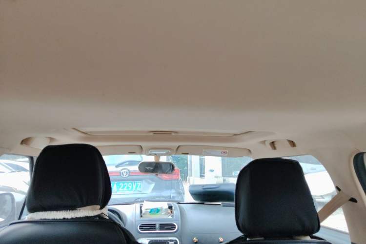 Used MG 3 2011 1.5L AMT Elite Edition Headliner