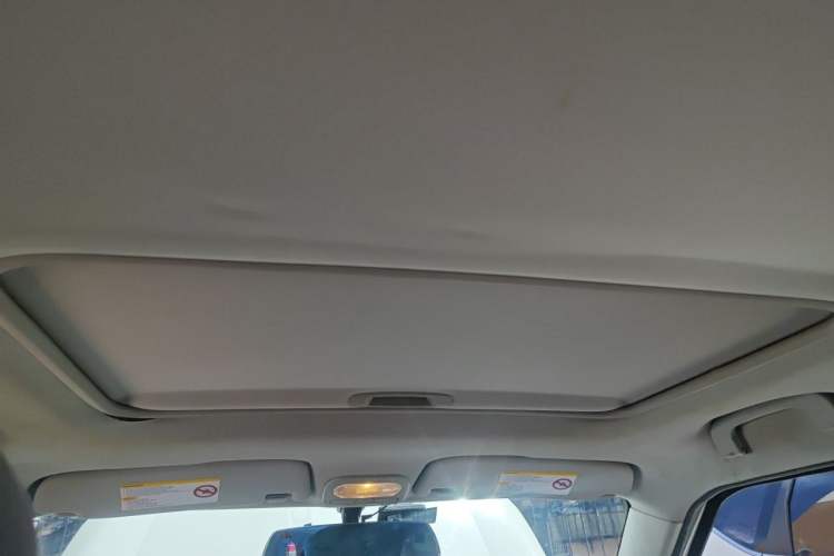 Used MG 3 2011 1.5L AMT Elite Edition Headliner
