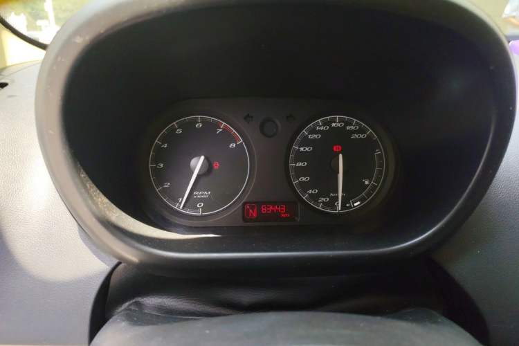 Used MG 3 2011 1.5L AMT Elite Edition Instrument Cluster