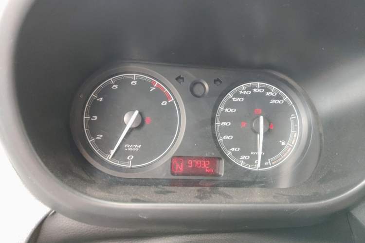 Used MG 3 2011 1.5L AMT Elite Edition Instrument Cluster
