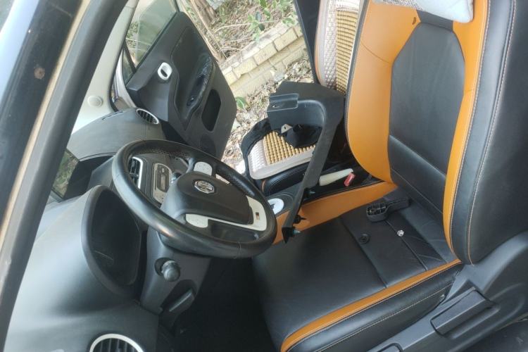 Used MG 3 2011 Xross 1.5L Luxury Edition Left Front Seat