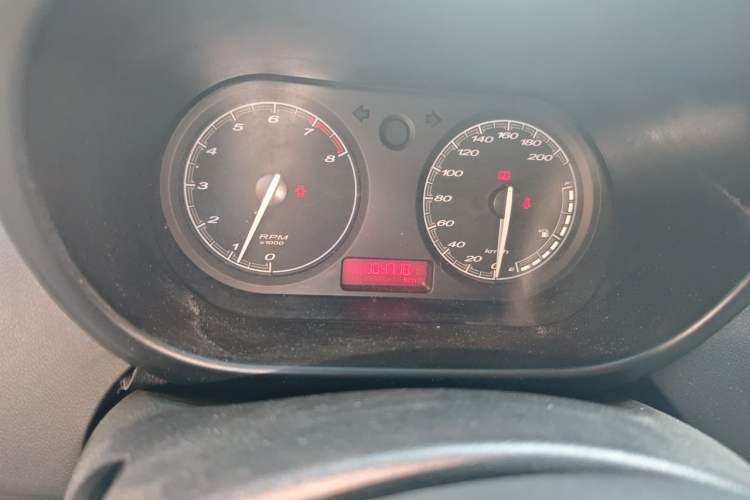 Used MG 3 2011 1.3L Manual Comfort Edition Odometer Close Up