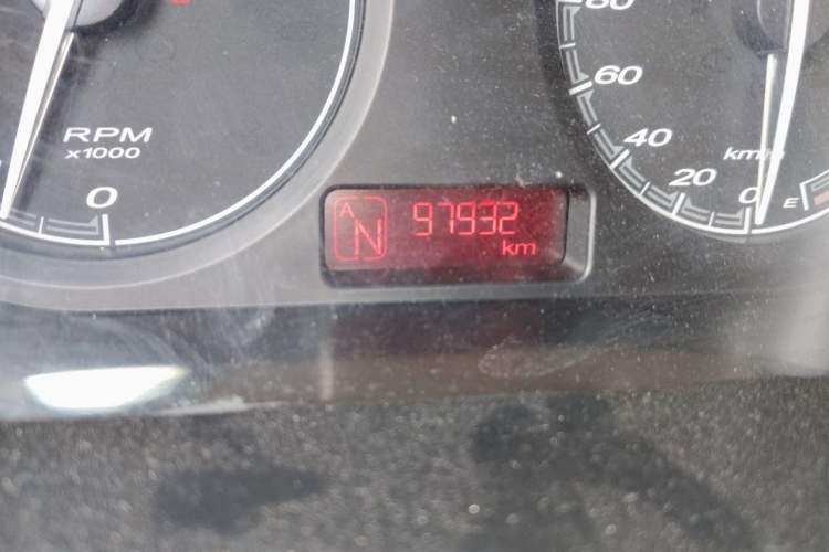 Used MG 3 2011 1.5L AMT Elite Edition Odometer Close Up