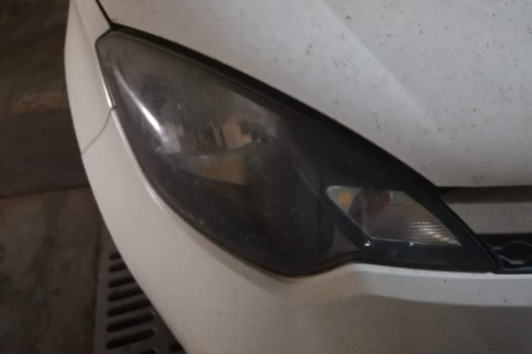 Used MG 3 2011 1.3L Manual Comfort Edition Right Front Headlight