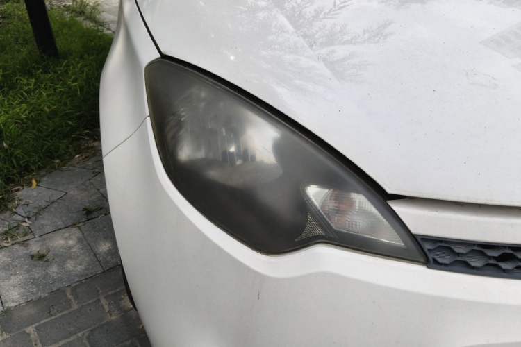 Used MG 3 2011 1.3L Manual Comfort Edition Right Front Headlight