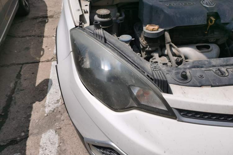 Used MG 3 2011 Xross 1.5L Luxury Edition Right Front Headlight