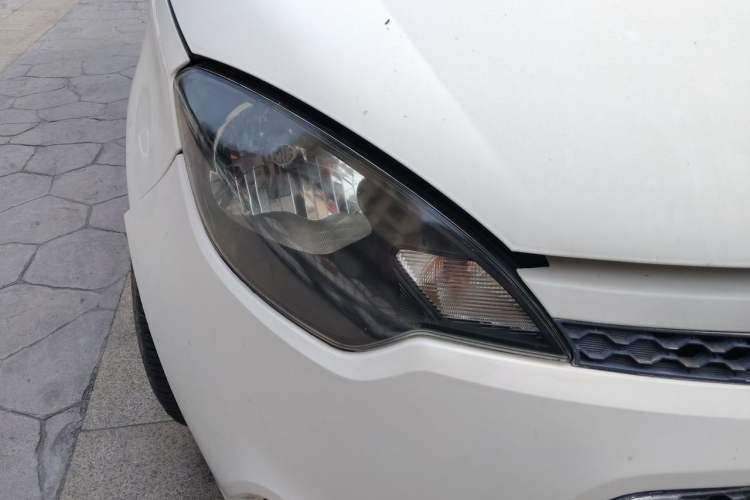 Used MG 3 2011 1.5L AMT Elite Edition Right Front Headlight