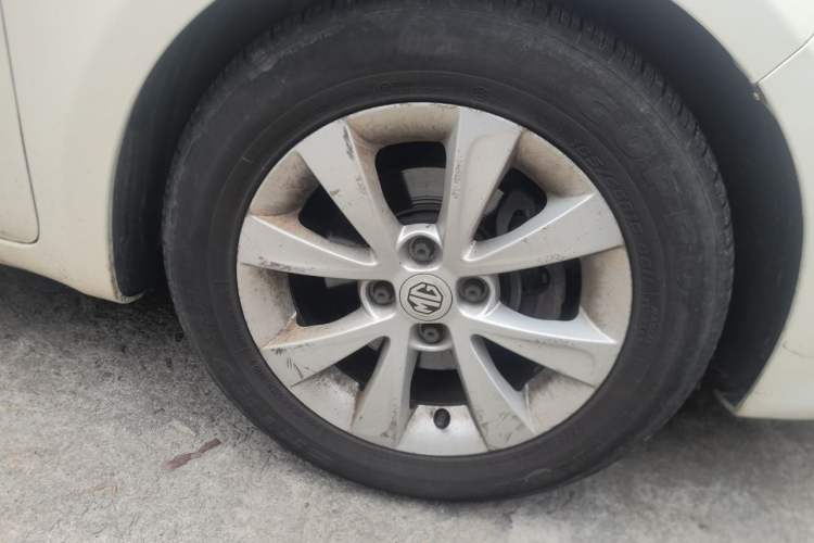 Used MG 3 2011 1.5L AMT Elite Edition Right Front Wheel Hub