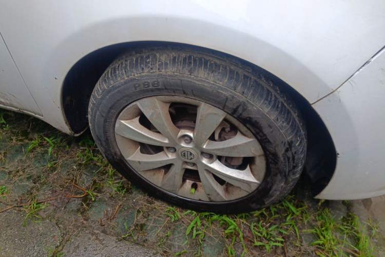 Used MG 3 2011 1.5L AMT Elite Edition Right Front Wheel Hub