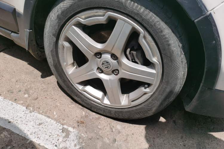 Used MG 3 2011 Xross 1.5L Luxury Edition Right Front Wheel Hub