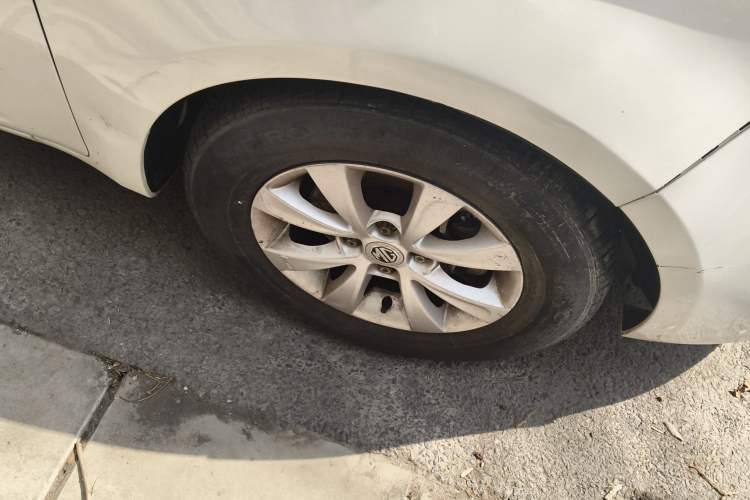 Used MG 3 2011 1.3L AMT Comfort Edition Right Front Wheel Hub
