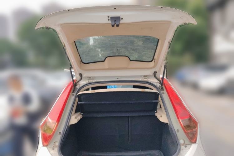 Used MG 3 2011 1.5L AMT Elite Edition Trunk