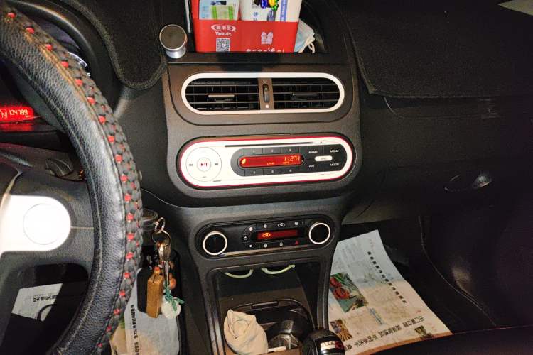 Used MG 3 2011 1.5L AMT Elite Edition Audio And AC Panel