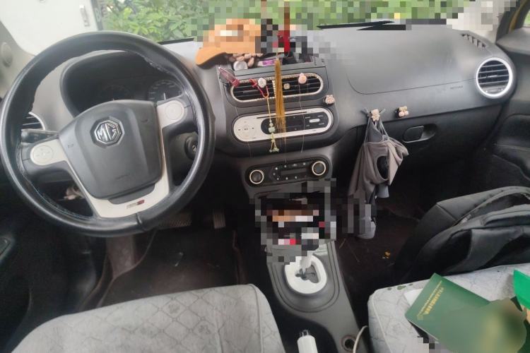 Used MG 3 2011 1.5L AMT Elite Edition Center Console