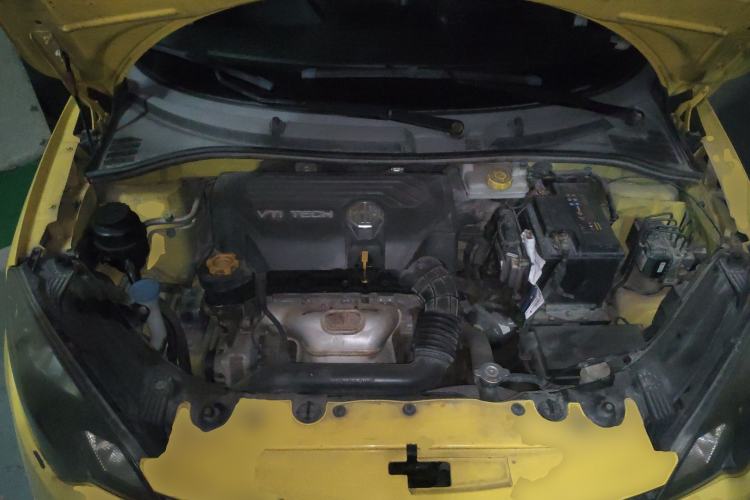 Used MG 3 2011 1.5L AMT Elite Edition Engine Bay