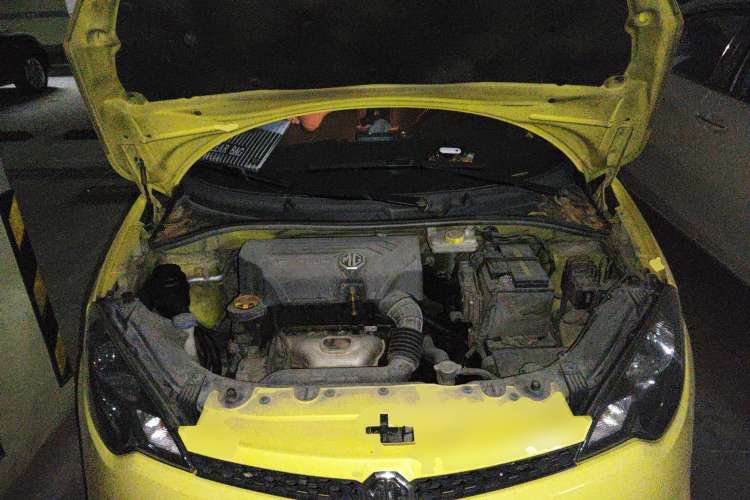 Used MG 3 2011 1.5L AMT Elite Edition Engine Bay