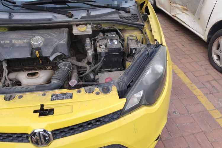 Used MG 3 2011 1.5L AMT Elite Edition Engine Bay Left
