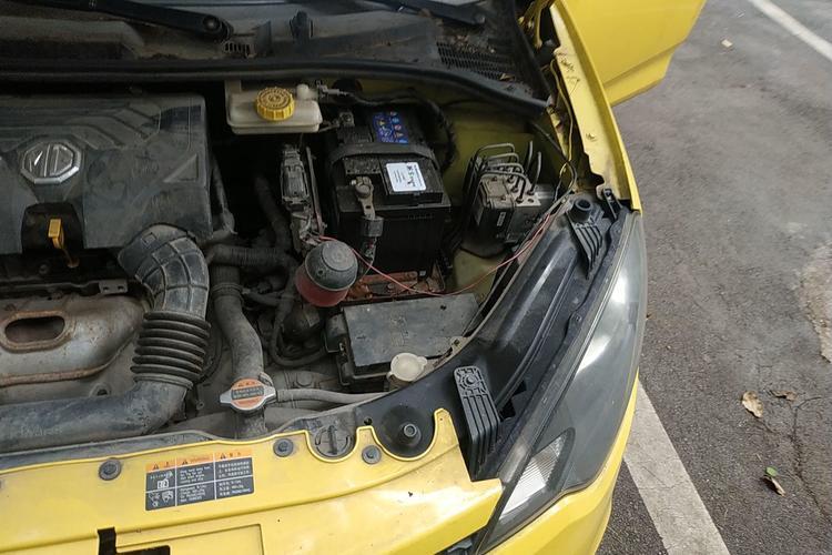 Used MG 3 2011 1.3L AMT Comfort Edition Engine Bay Left