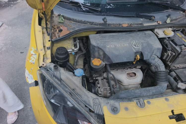 Used MG 3 2011 1.5L AMT Elite Edition Engine Bay Right