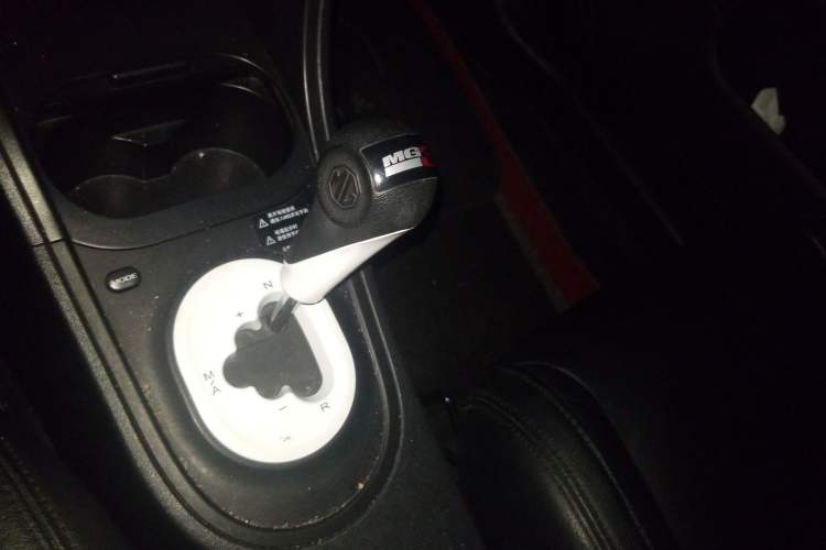 Used MG 3 2011 1.5L AMT Elite Edition Gear Lever