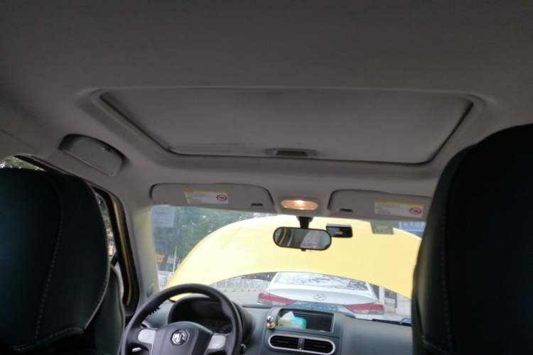 Used MG 3 2011 1.5L AMT Elite Edition Headliner