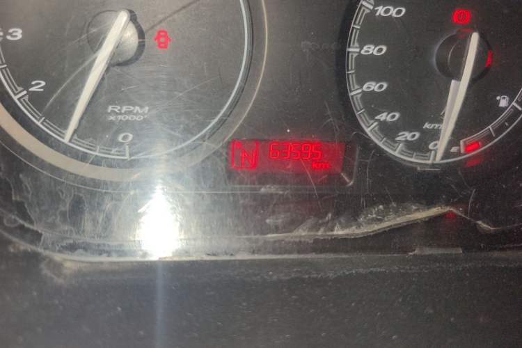 Used MG 3 2011 1.5L AMT Elite Edition Odometer Close Up