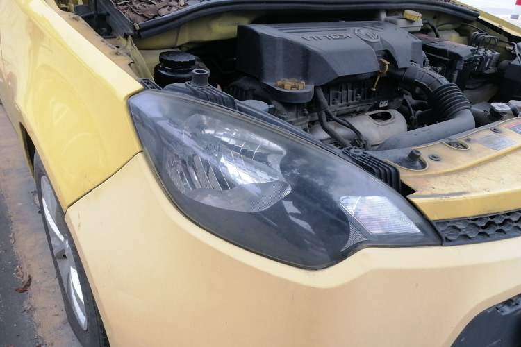 Used MG 3 2011 1.5L AMT Elite Edition Right Front Headlight