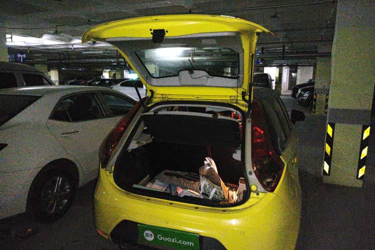 Used MG 3 2011 1.5L AMT Elite Edition Trunk