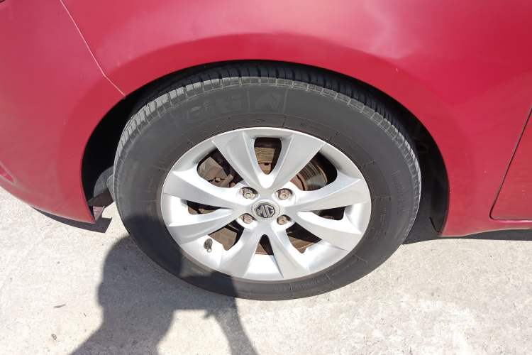 Used MG 3 2012 1.5L Manual Fashion Edition Left Front Wheel Hub