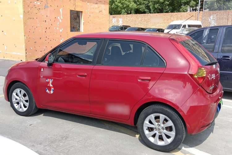 Used MG 3 2012 1.5L Manual Fashion Edition Left Side